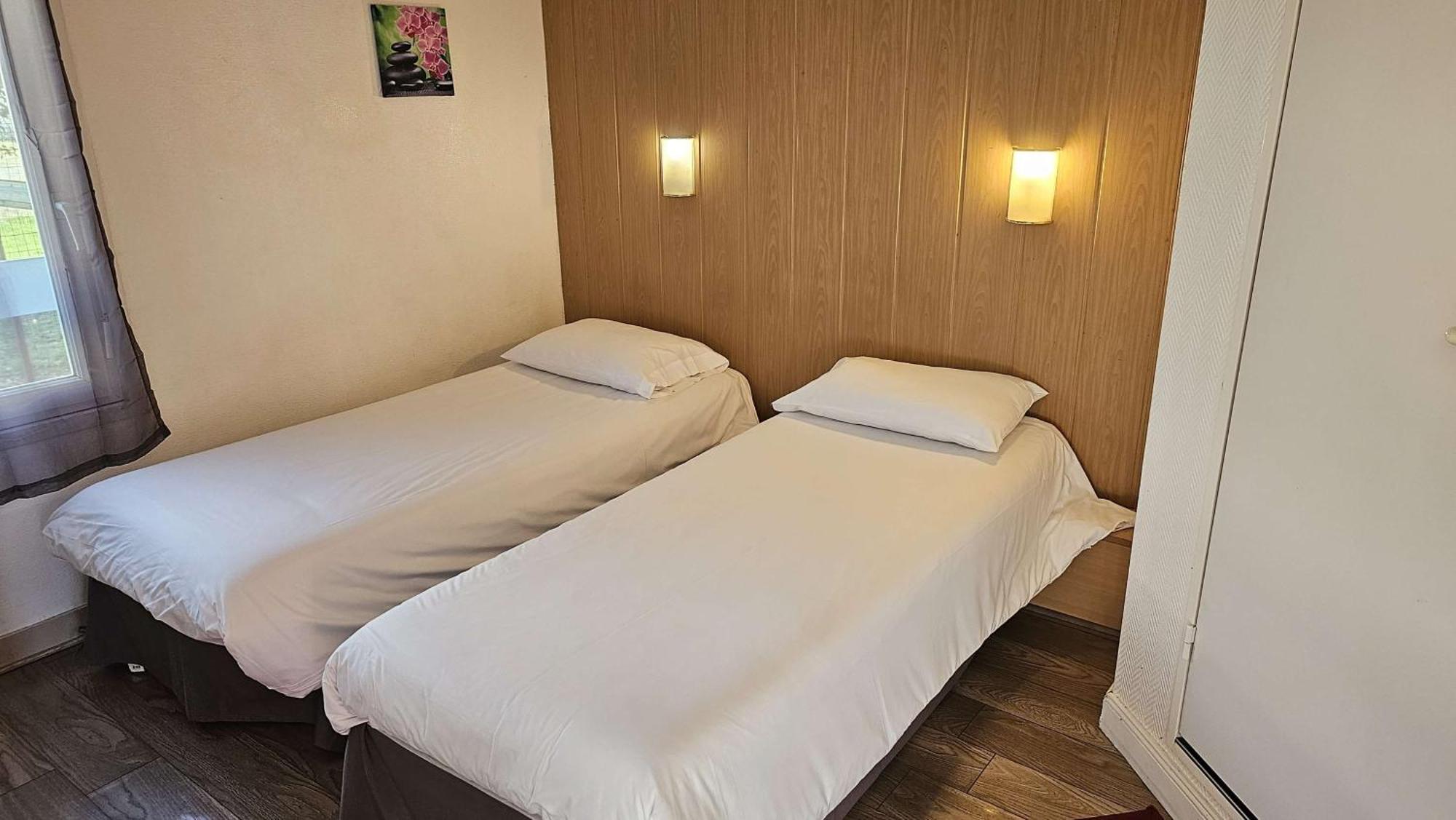Brit Hotel Essentiel Pau Lescar Eksteriør bilde