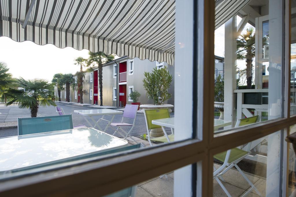 Brit Hotel Essentiel Pau Lescar Eksteriør bilde